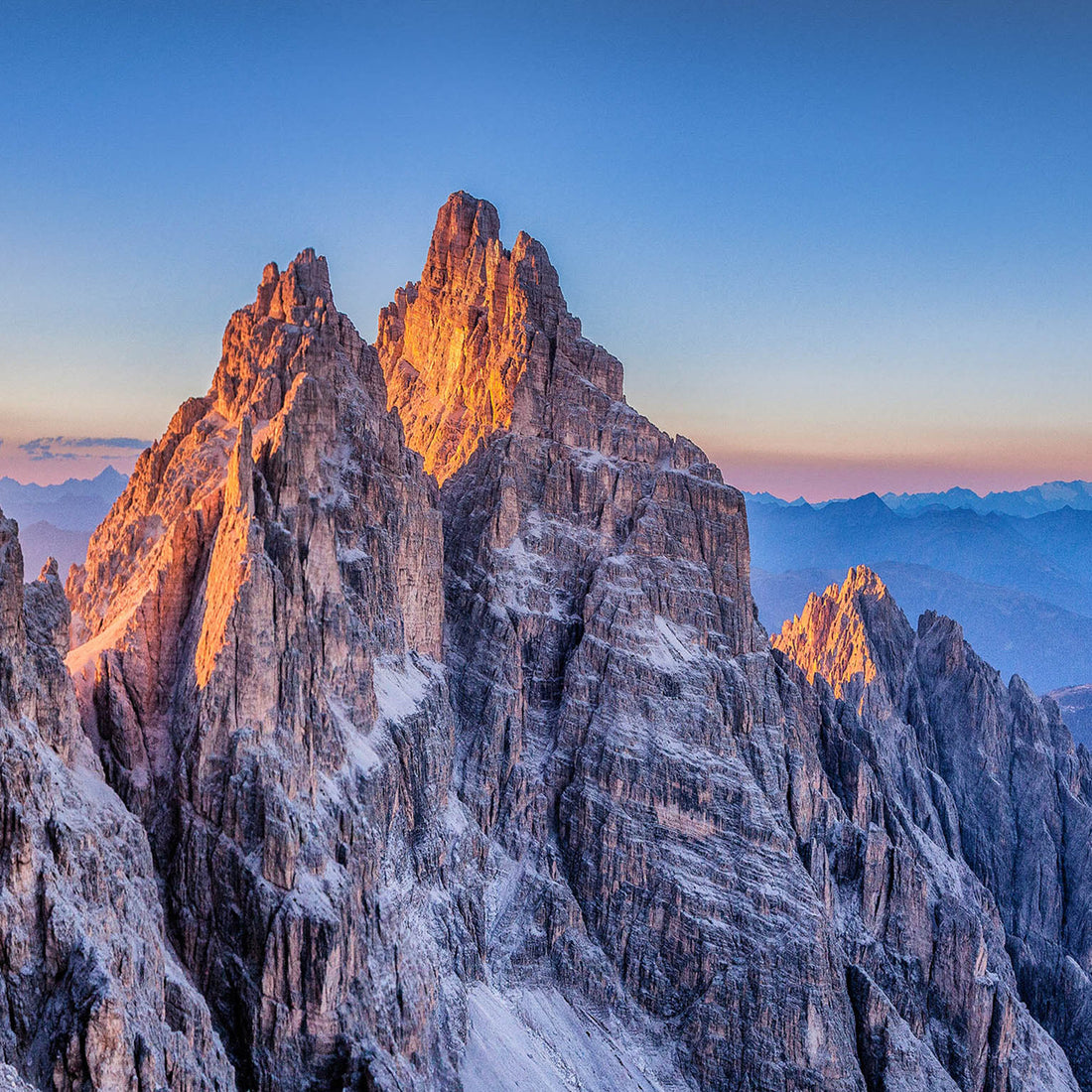 WA, EUROPE & USA 2024 WITH BLUE TONGUE TOURS